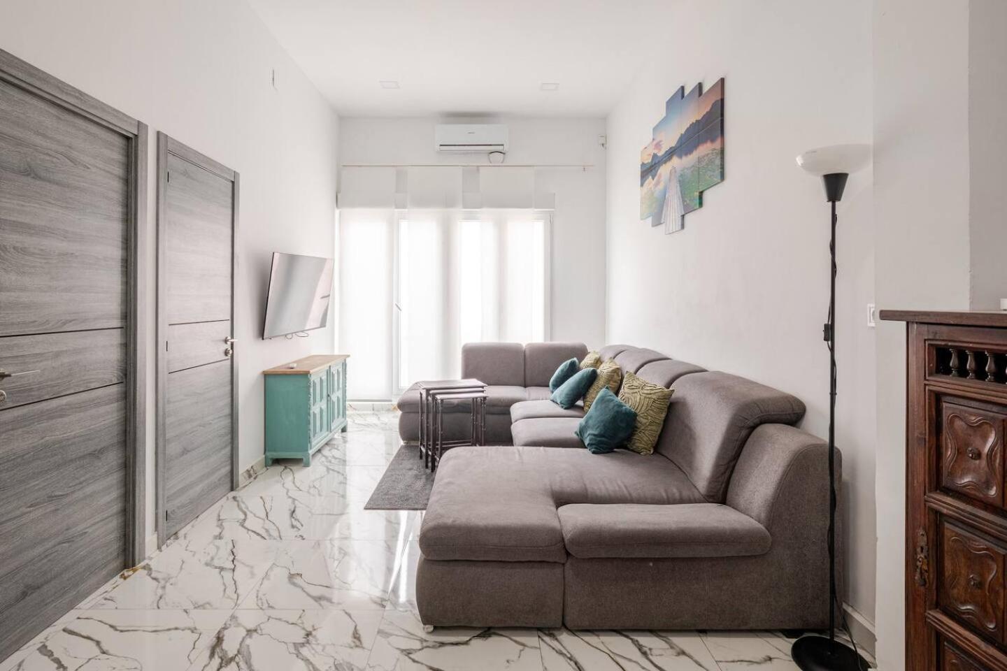 Apartamento En Planta Baja Cerca De La Playa En Badalona Exterior foto